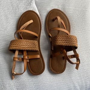 Universal Thread Sandals brown
